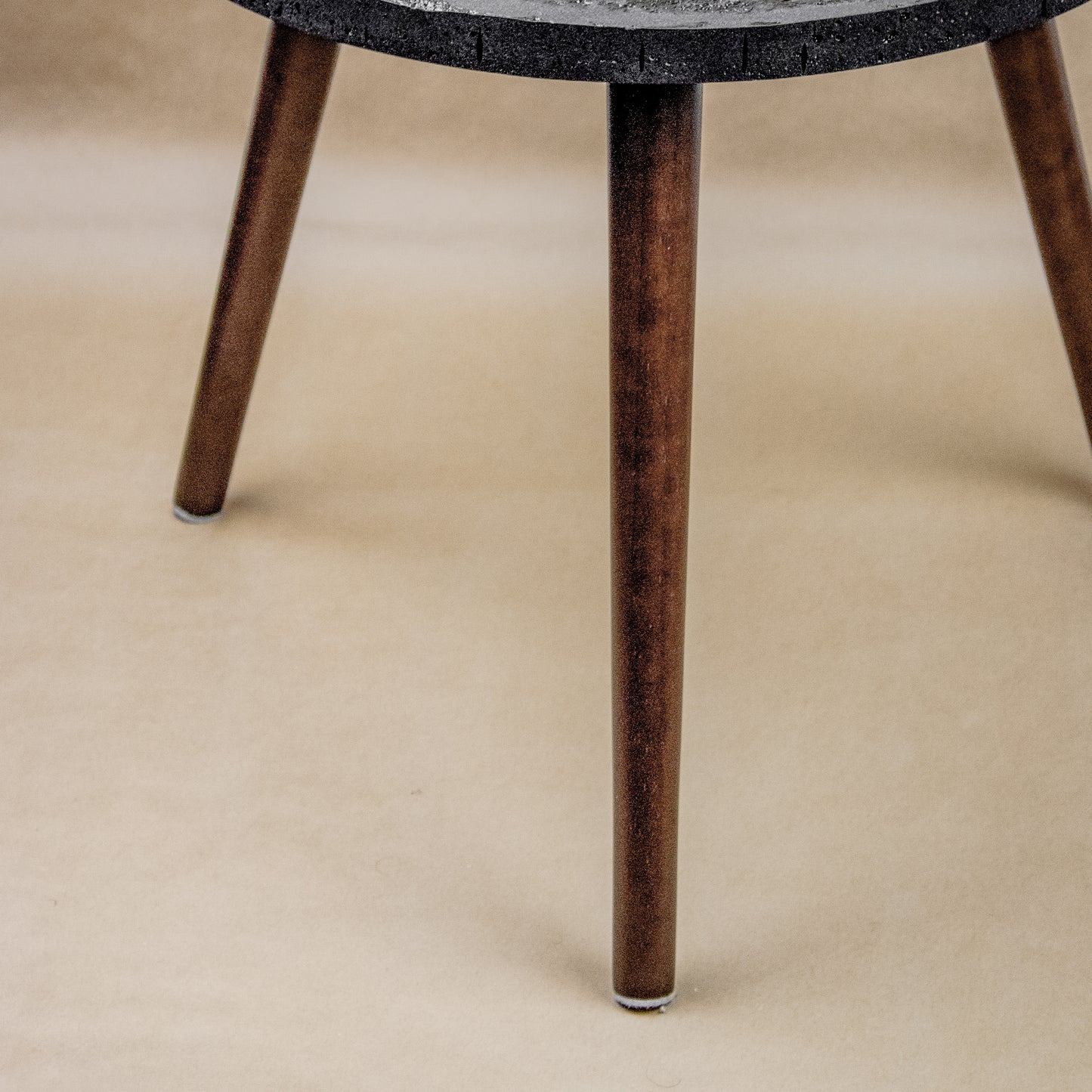 Innovative coffee tables for coffee lovers - Legs